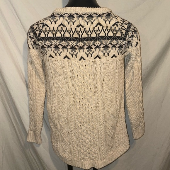 L.L. Bean Signature 100% Cotton Fisherman Cable-Knit Chunky Sweater Medium - Picture 3 of 10